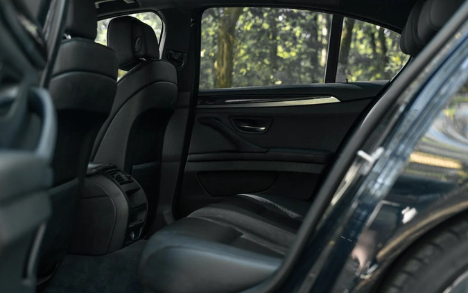 BMW Seria 5 cena 71900 przebieg: 203000, rok produkcji 2013 z Siedlce małe 301